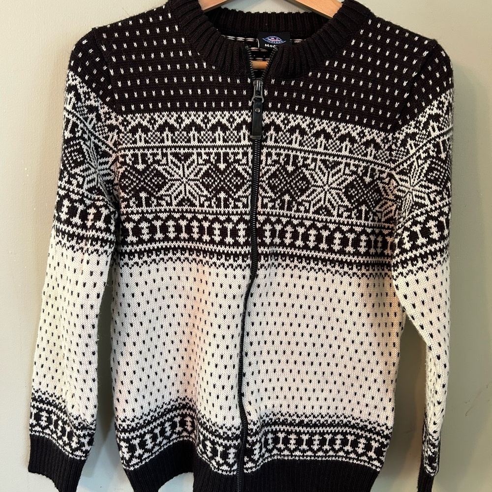 Icelandic wool blend sweater